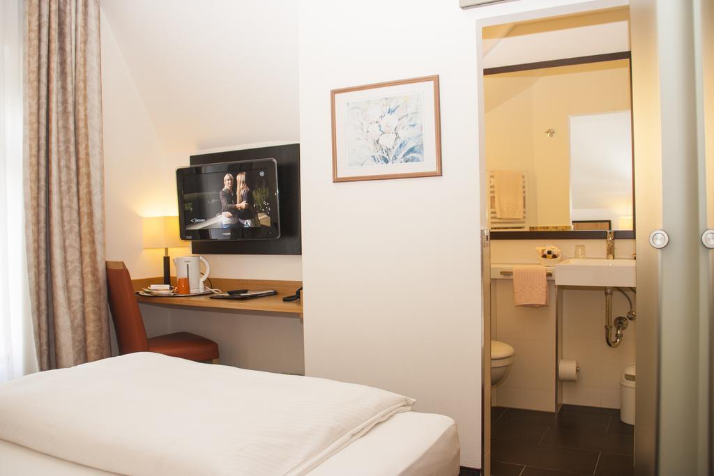 Hotel Haus Berlin Бон Стая снимка