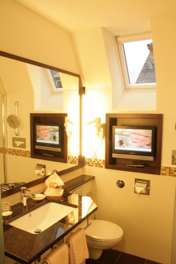 Hotel Haus Berlin Бон Екстериор снимка