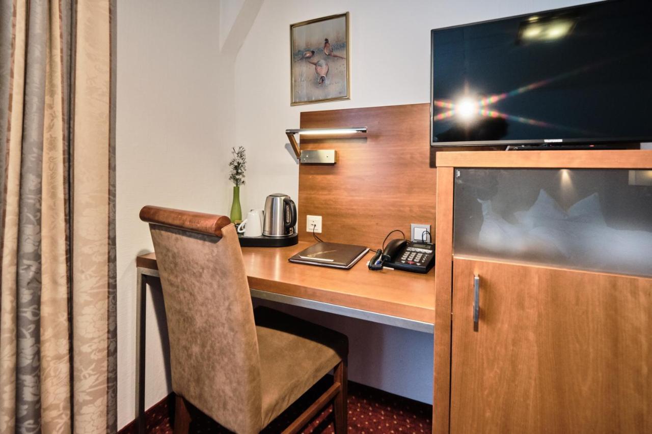 Hotel Haus Berlin Бон Екстериор снимка