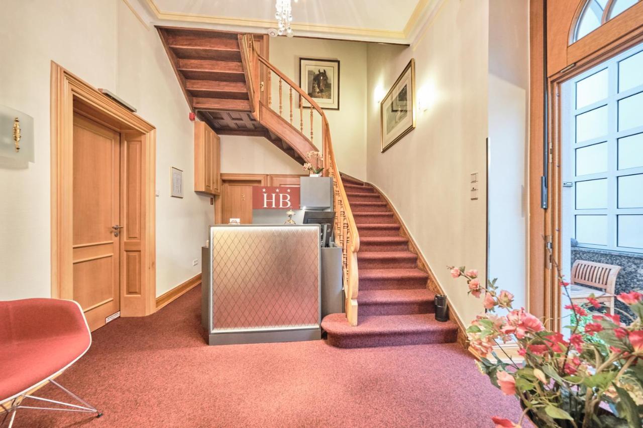 Hotel Haus Berlin Бон Екстериор снимка